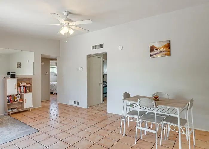 2 Mi To Dtwn & Of Arizona! Holiday home