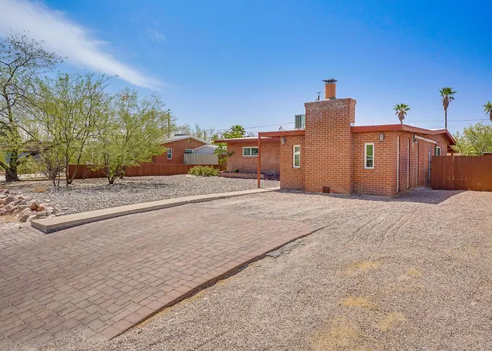Holiday home 2 Mi To Dtwn & Of Arizona! *